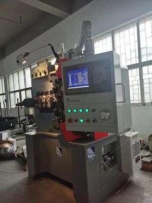 CNC-Springmaschine für das Spulen von 3,0 bis 8,0 mm 6 Achsen