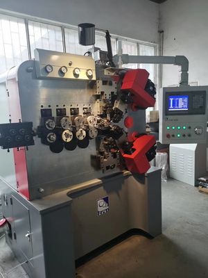CNC-Springmaschine für das Spulen von 3,0 bis 8,0 mm 6 Achsen