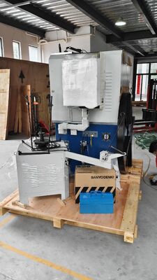 3-Achsen-Kompressionsfedermaschine mit voll digitalen Treibern