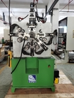 Fünf Axt-Selbstfrühlings-ehemalige verlegte Schrauben-Ärmel-Produktionsmaschine